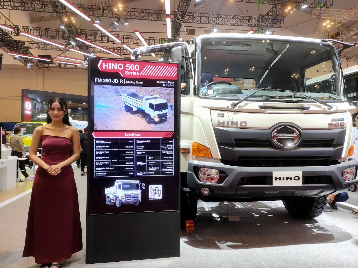 Hino Jakarta 2026 FM 280 JD Dump